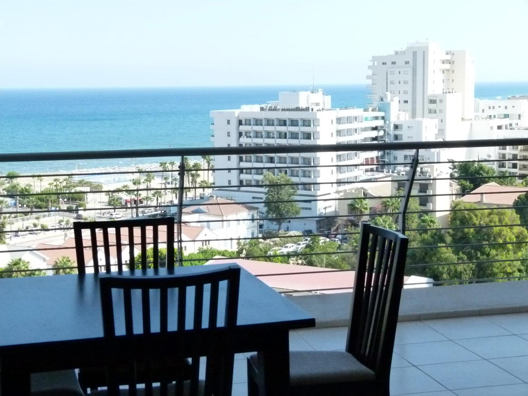 Aphrodite Heights ลาร์นาคา ภายนอก รูปภาพ